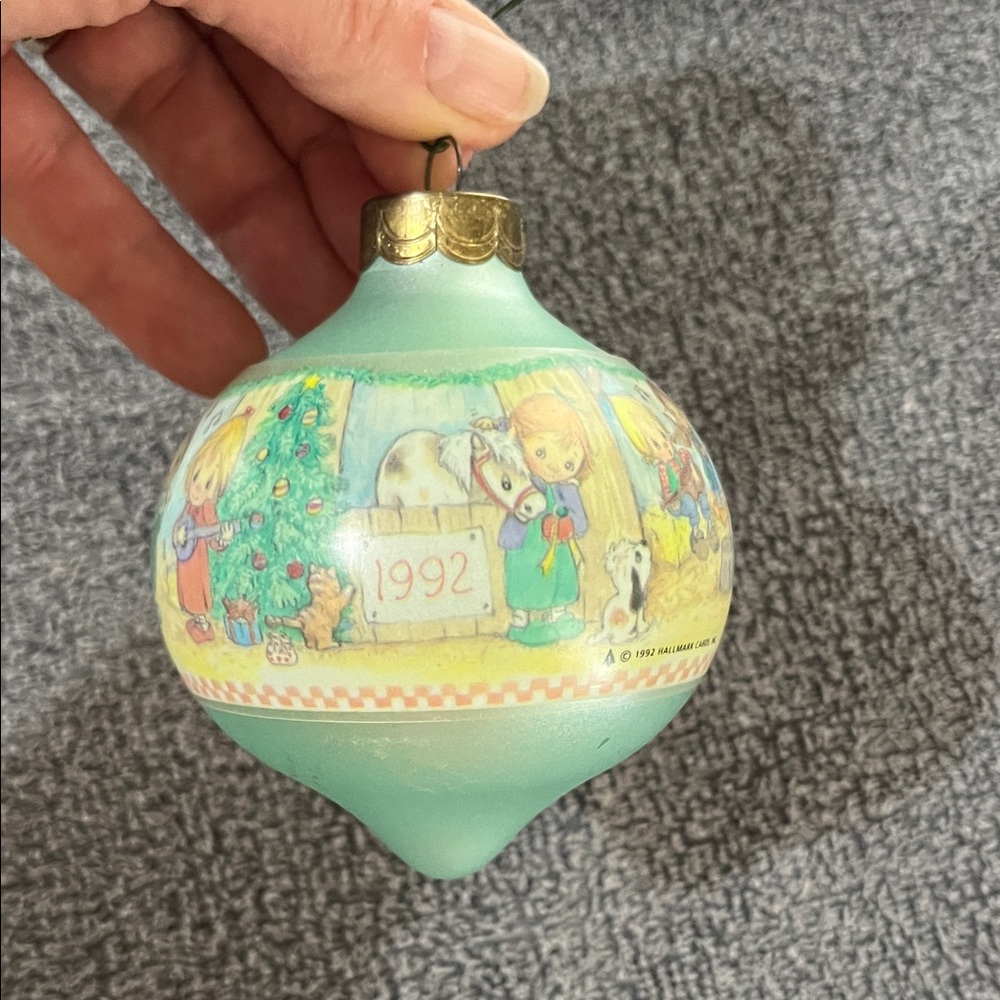 1992 VINTAGE Betsy Clark collectible ornament